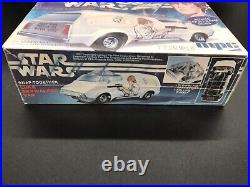 1977 MPC Star Wars Luke Skywalker Van Model Kit Glow in the Dark Snap-Together