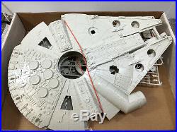 1979 Vintage Star Wars Model Kit illuminated Millennium Falcon MPC Complete