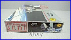 1983 Star Wars Return Of The Jedi Shuttle Tydirium Model Kit Vintage