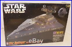 1995 AMT STAR Wars STAR DESTROYER with FIBER OPTIC LIGHTING Model Kit SEALED