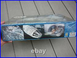 2010 REVELL STAR WARS Han Solo's Millennium Falcon SNAP TITE Model Kit 85-1854