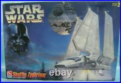 AMT ERTL Star Wars Commemorative Edition Shuttle Tydirium Model Kit