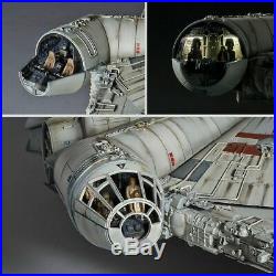 Bandai LED 1/72 Millennium Falcon Perfect Grade Star Wars Scale Model Kit 216384