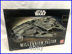 Bandai Star Wars 1/144 Millennium Falcon Plastic Model Kit The Force Awakens