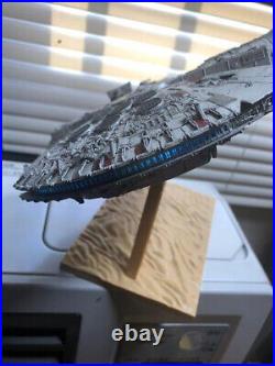 Built & Painted Bandai 1/144 Millennium Falcon Star Wars The Force Awakens