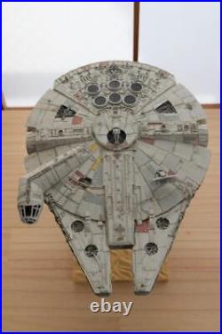 Built & Painted Bandai 1/144 Millennium Falcon Star Wars The Force Awakens 3