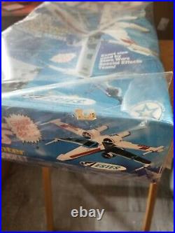 Estes Star Wars Maxi Brute X-Wing Fighter Flying Model Rocket #1302