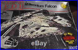 MPC 1989 STAR WARS Return of the Jedi MILLENNIUM FALCON #8917 Model Kit, SEALED