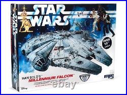 MPC Star Wars A New Hope Millennium Falcon 172 Scale Model Kit