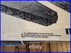 NOS Vintage 1979 Star Wars Unassembled Millennium Falcon Model Kit Illuminated