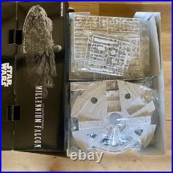 Premium Bandai PERFECT GRADE 1/72 Star Wars MILLENNIUM FALCON Plastic Model Kit