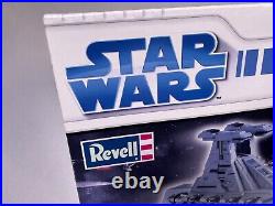 REPUBLIC STAR DESTROYER Revell Star Wars Plastic Model Kit NEW