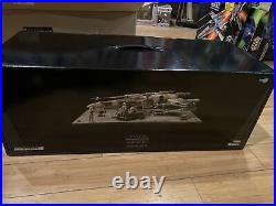 Rare! Kotobukiya 1/35th Star Wars X-Wing Cross Section Model Kit & Display New
