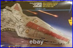Rare Revell Star Wars Republic Star Destroyer 04860 2005 Plastic Model Kit. New