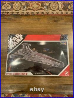 Republic Star Destroyer Revell Star Wars Plastic Model Kit NEW Sealed