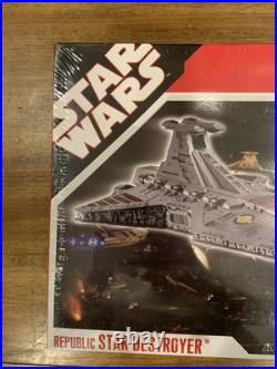 Republic Star Destroyer Revell Star Wars Plastic Model Kit NEW Sealed