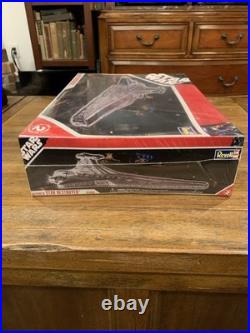 Republic Star Destroyer Revell Star Wars Plastic Model Kit NEW Sealed