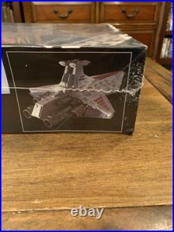 Republic Star Destroyer Revell Star Wars Plastic Model Kit NEW Sealed