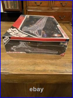 Republic Star Destroyer Revell Star Wars Plastic Model Kit NEW Sealed