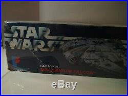 STAR-WARS-MILLENIUM FALCON Model Kit Sealed 1979 box still in original plastic