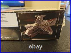 STAR WARS REPUBLIC STAR DESTROYER 85-6445 Revell Model Kit 2008 RARE SEALED