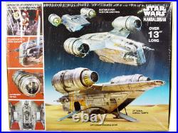 Skill 2 Model Kit Razor Crest Spaceship Star Wars The Mandalorian 1/72 Scale