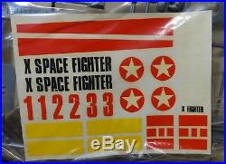 Star Warrior X Space Fighter Crown Model Kit Star Wars