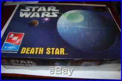Star Wars Death Star / AMT Ertl Model Kit 38303 with Collectible Movie Print