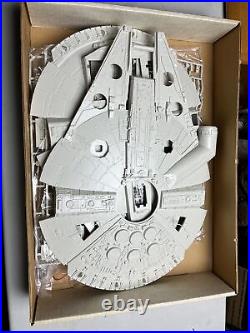 Star Wars Han's Solo's Millennium Falcon MPC No Scale Plastic Model Kit