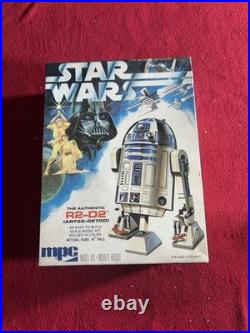 Star Wars MPC Authentic R2-D2 Vintage 1977 Plastic Model Kit 1-1912 Unassembled
