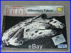 Star Wars Millennium Falcon Model kit MISB ROTJ Commerative 1989