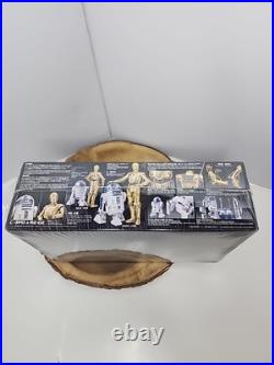 Star Wars The Last Jedi C-3PO R2-D2 1/12 Scale Plastic Model Kit Bandai New