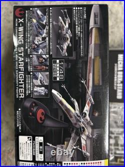 Star Wars X-WING Fighter Moving Edition Scale 1/48 LED Motor ModelKit Bandai Star Wars X-WING Fighter Moving Edition Scale 1/48 LED Motor ModelKit Bandai
