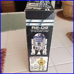 The Authentic R2-D2 Scale Model Kit STAR WARS 1977