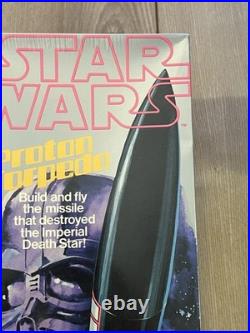 VTG 1977 Estes Star Wars Proton Torpedo Darth Vader Flying Model Kit 1420 NEW